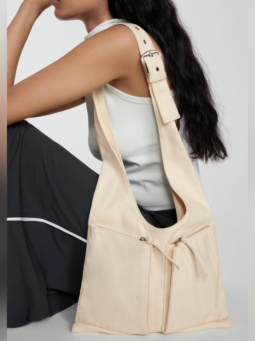 Mango Cream Canvas Zip-Front Hobo Bag /DENIM BAG WITH POCKETS